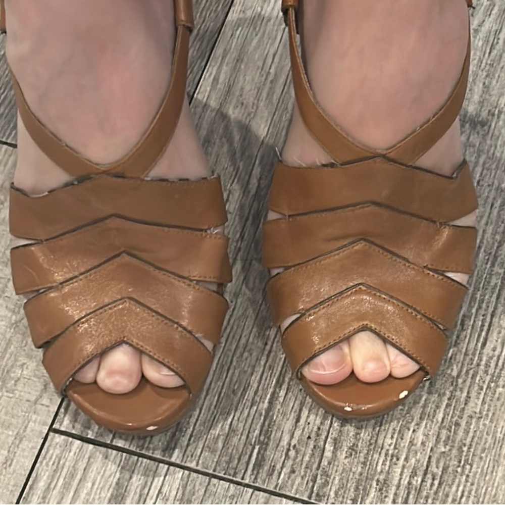 Ciao Bella Sophisticated Tan High Heels with Strappy Design Sz 7 - Picture 4 of 14